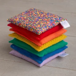 Little Botanic Label - Sensorische Pittenzakjes Regenboog + Confetti, 7 Stuks