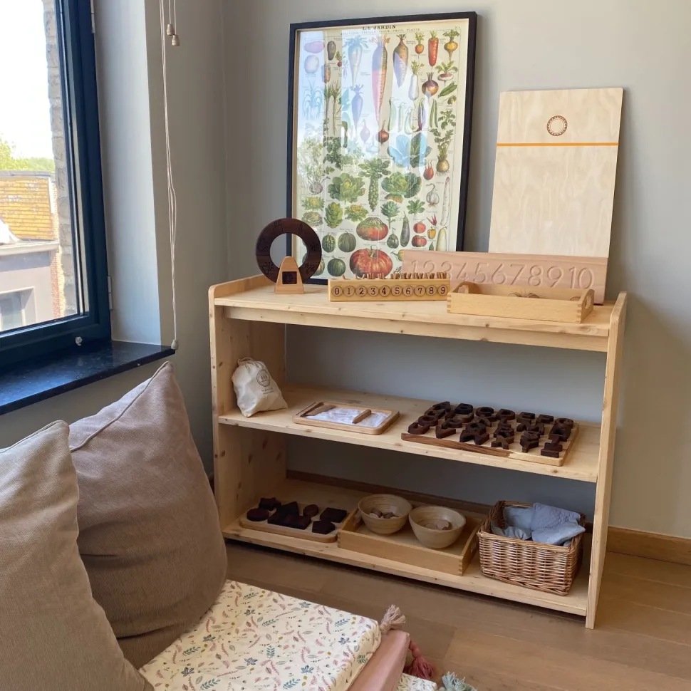 Manine Montessori Shelf, 3 Planken