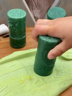 Yellow Door - Let's Roll Dinosaurs Kleirollers